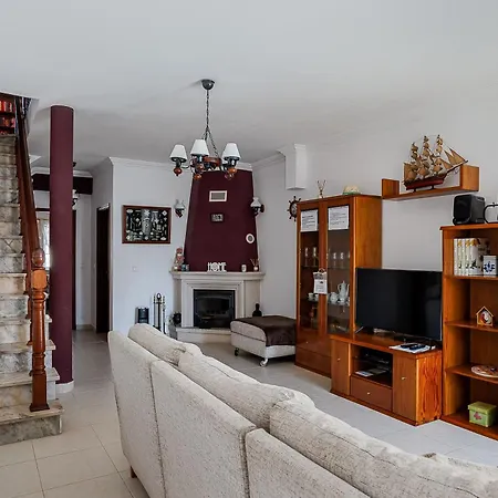 Villa Local Familia Coelho *